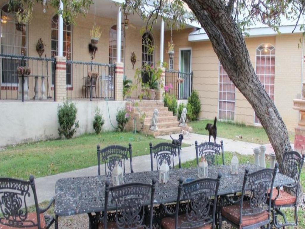 シギーン Mosheim Mansion Bed & Breakfast エクステリア 写真